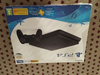 PS 4 PlayStation 4 500GB + juegos + mandos