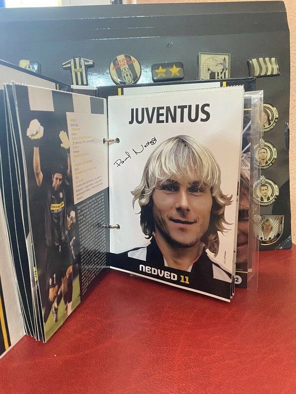 Juventus FC - Opera completa official product pins