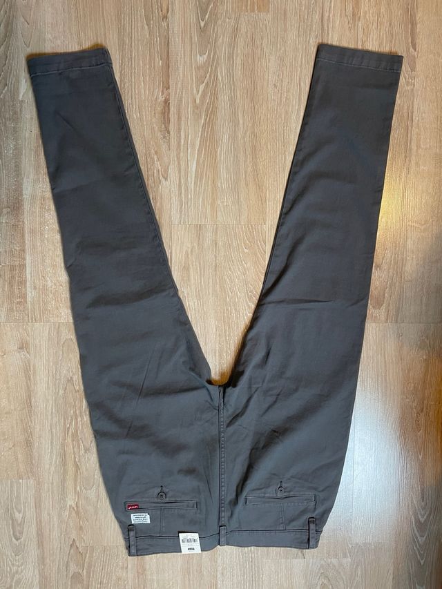 Pantalones XXChinos Levi’s Slim Taper