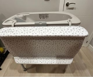Bañera/cambiador de Jané