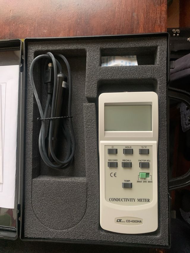 misuratore di conducibilità 