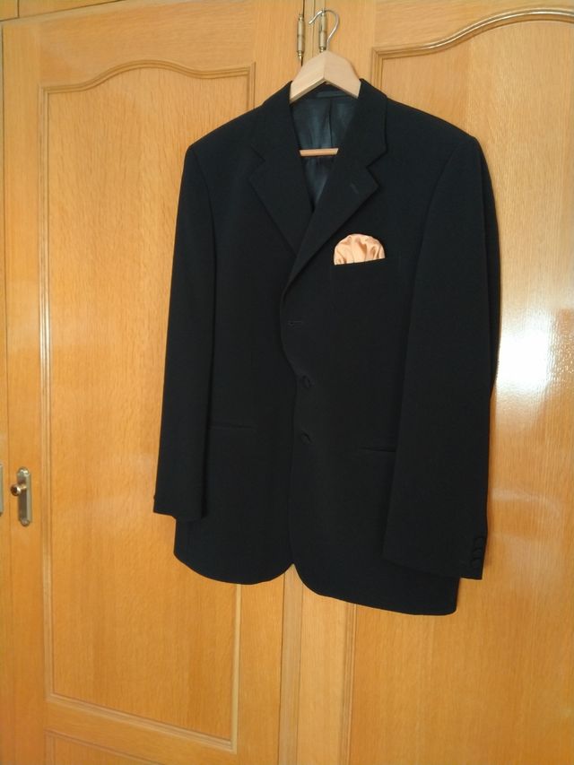 TRAJE NEGRO HOMBRE DE CALIDAD MUY BONITO-ELEGANTE 