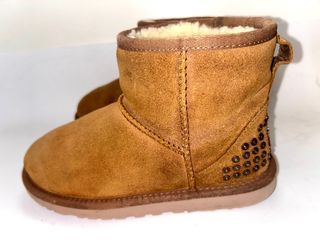 UGG mini 36