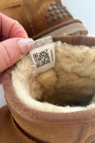 UGG mini 36