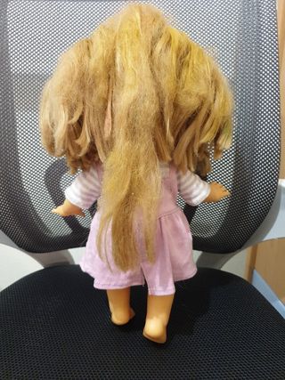 Muñeca habladora de 38cm. Málaga