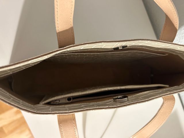 bolso piel color beige