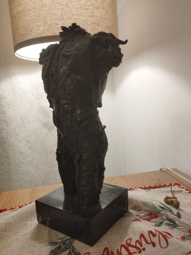 Escultura de Torero / MaestroTorres Guardia
