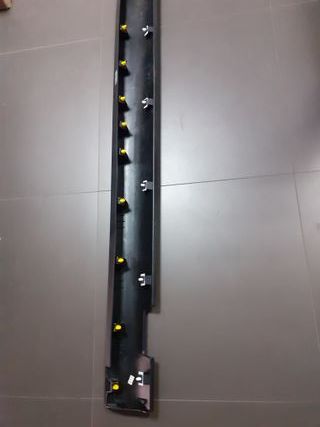 FALDON DERCH. KIA STONIC 2017 NUEVO 87754-H8400