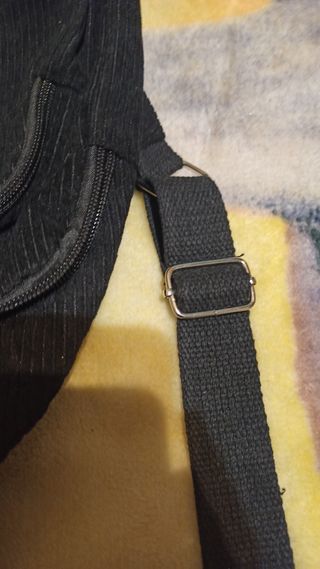 Mochila cruzada pecho juvenil.llaves/teléfono 