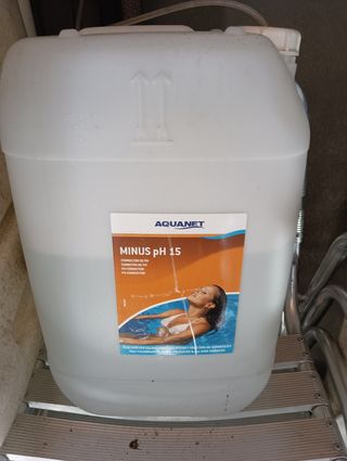 Ácido para piscinas con cloración salin.