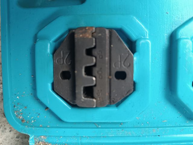 Tenazas terminales electricos Klauke + BM