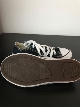 Converse n 32