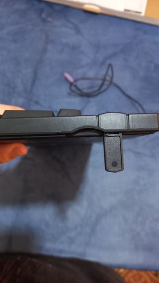 Teclado de ordenador marca NGS Cute Black