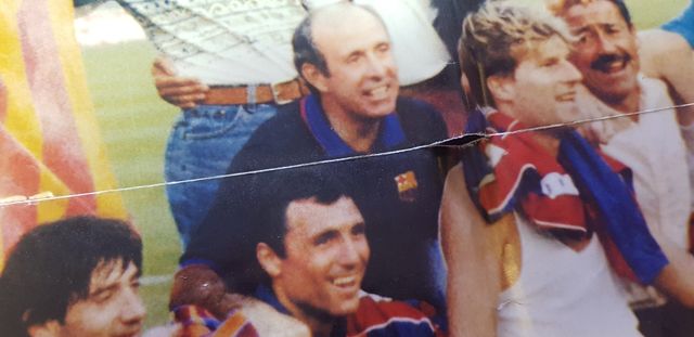 antiguo póster del fútbol club Barcelona.