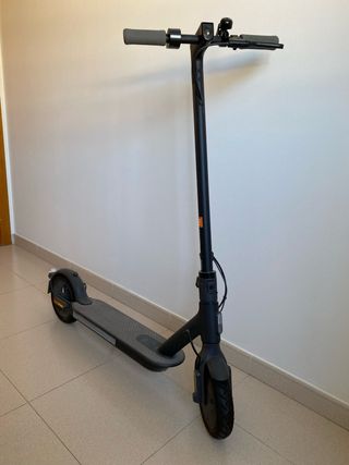 Patinete Xiaomi Scooter Essential