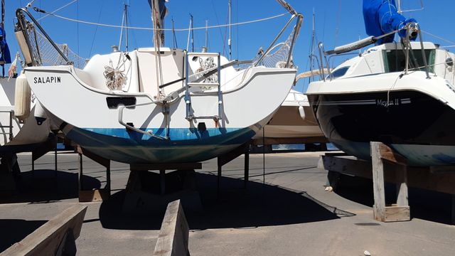 Cama de varada para barco de hasta 3.500 kg