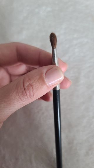 PINCEL DE OJOS 213 o 275 biselada MAC