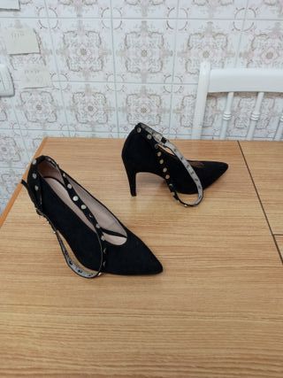 Zapatos negros de nobur o similar, numero 38 marca