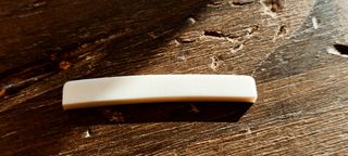 CEJILLA DE HUESO PARA STRATO Y TELE - SIN RANURAR