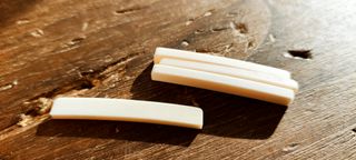 CEJILLA DE HUESO PARA STRATO Y TELE - SIN RANURAR