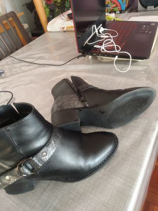 🌈💕💗 BONITOS Y CÓMODOS BOTINES NEGROS