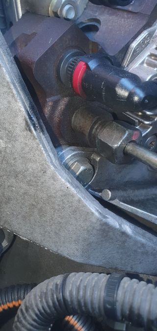 Bomba inyectora renault