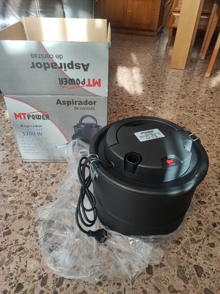 Aspirapolvere per cenere