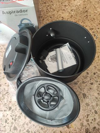 Aspirapolvere per cenere