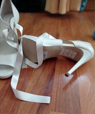 Sandalias tacon Gloria Ortiz ideal novia