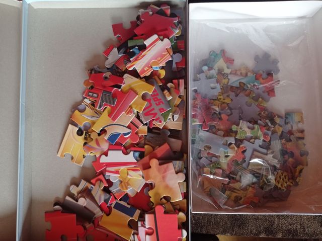 Lote puzzle Cars y dinosaurios de 100 piezas