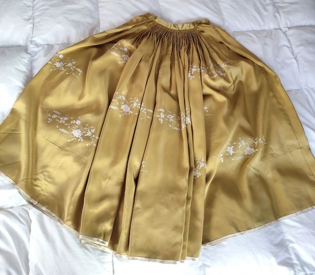 FALDA DE BATURRA ANTIGUA