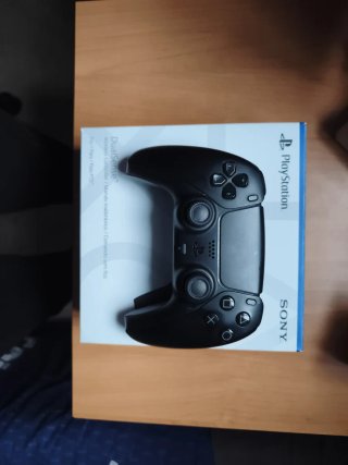 Mandos PS5 DualSense Blanco y Negro