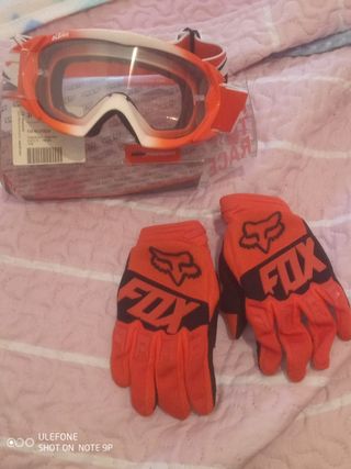 Guantes Fox y gafas KTM