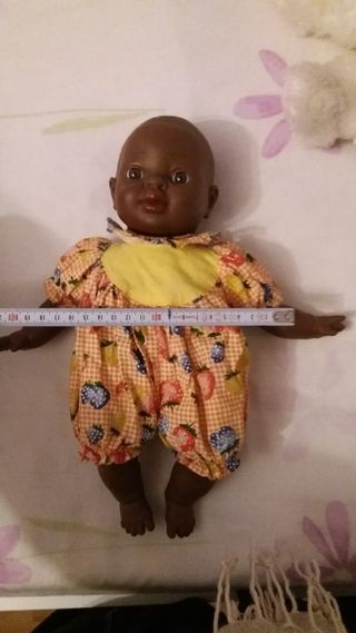 Muñeca de trapo de color