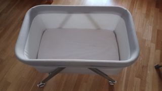 Minicuna + regalo ropa de cuna