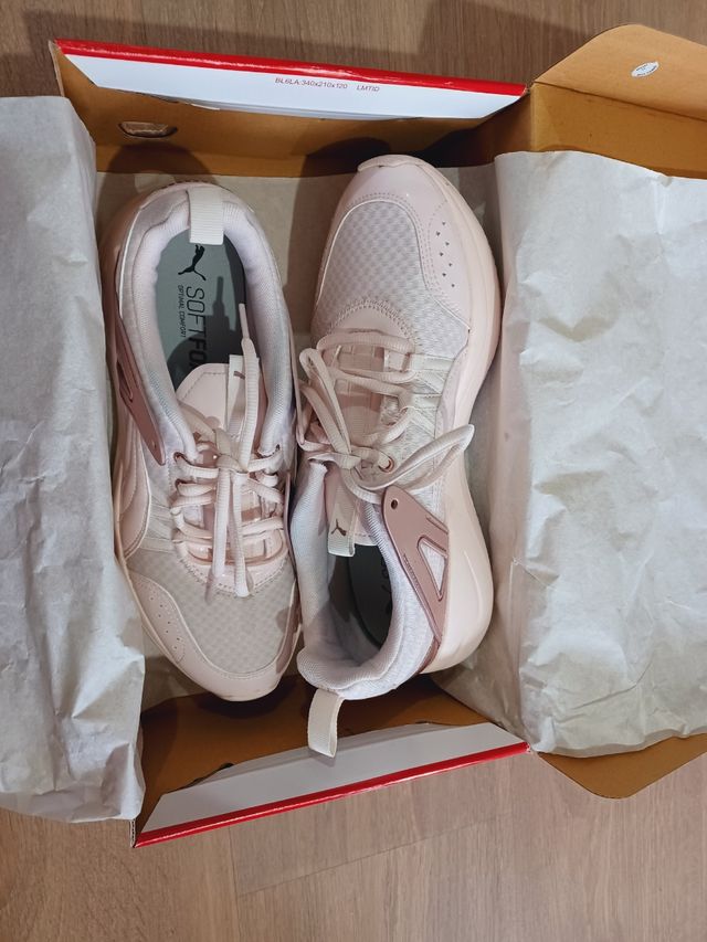 ZAPATILLAS MUJER PUMA RUN CAGE METALLIC 