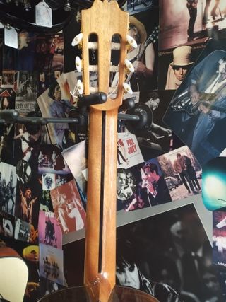 (Nueva) Guitarra Clasica Admira (A-6)