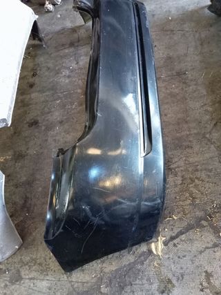 Paragolpe trasero Toyota Corolla 2006