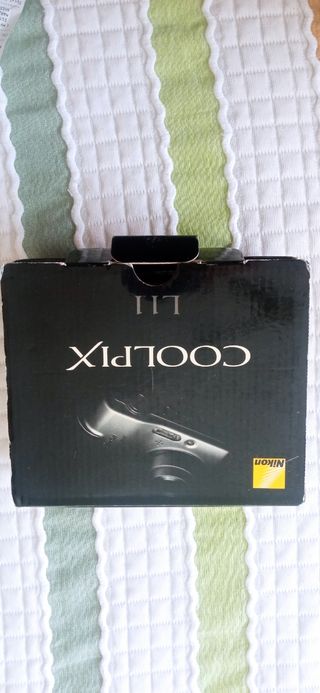 Nikon coolpix L11