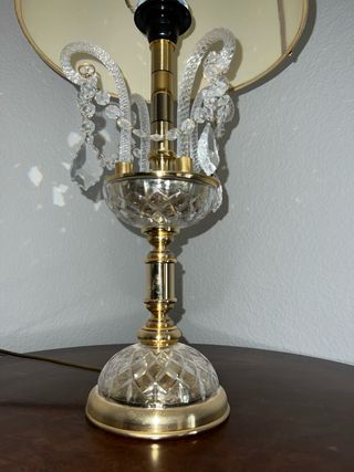 Lámpara de mesa de cristal