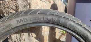 Neumático Metzeler karoo street