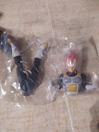 Figura Bola de Dragón Vegeta Super Saiyan God