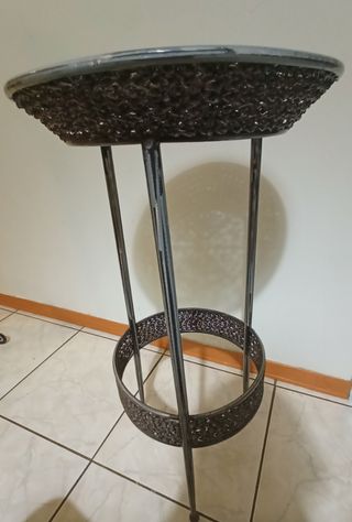 Tavolini decorati in ferro
