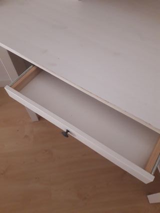 Escritorio esquinero Hemnes Ikea