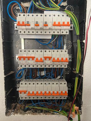 servicios eléctricos