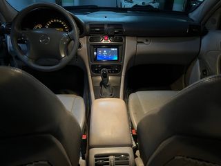 Mercedes-Benz Clase C 2003