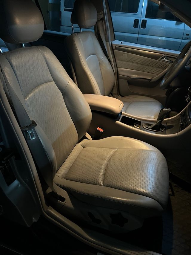 Mercedes-Benz Clase C 2003