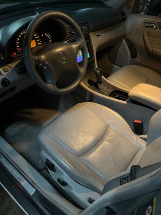 Mercedes-Benz Clase C 2003