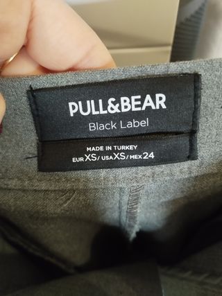 Pantalón gris