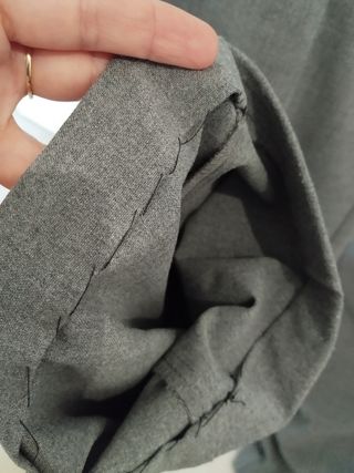 Pantalón gris